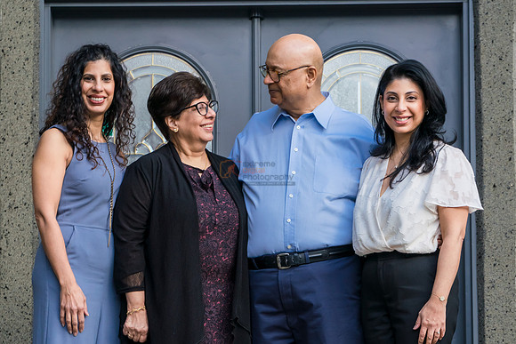 Extended Family Photos_Damani-kassam-0115