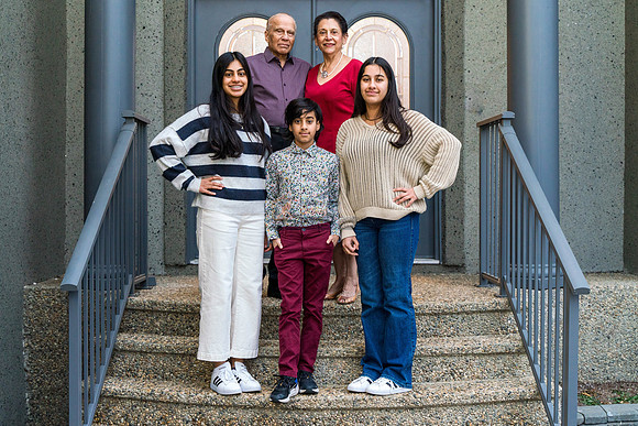 Extended Family Photos_Damani-kassam-0258