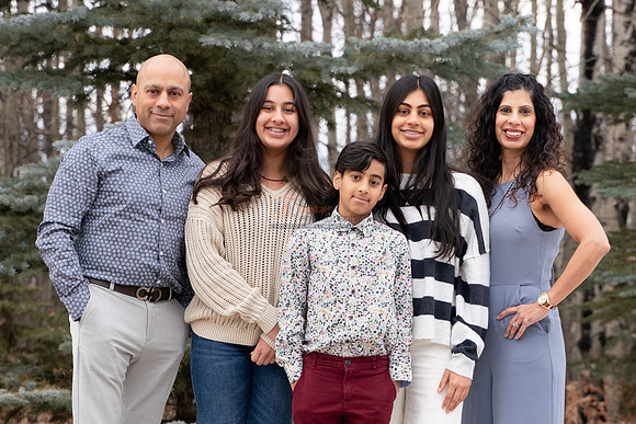 Extended Family Photos_Damani-kassam-0017